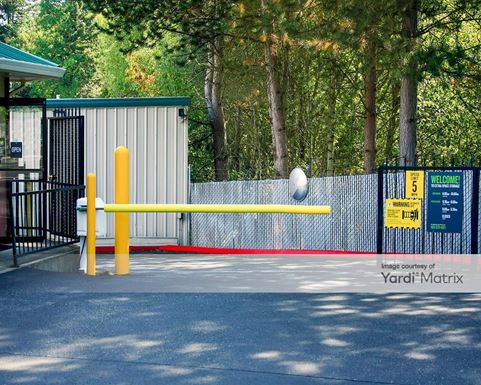 Source URL: https://cdnsc.rentcafe.com/dmslivecafe/3/1065888/1065888-1-2.jpg?width=-1&height=385&quality=80