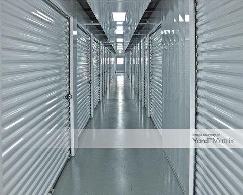 Source URL: https://cdnsc.rentcafe.com/dmslivecafe/3/1065905/1065905-1-3.jpg?width=-1&height=385&quality=80