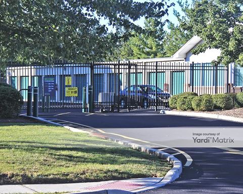 Source URL: https://cdnsc.rentcafe.com/dmslivecafe/3/1065925/1065925-1-4.jpg?width=-1&height=385&quality=80