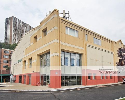 Source URL: https://cdnsc.rentcafe.com/dmslivecafe/3/1065929/1065929-1-3.jpg?width=-1&height=385&quality=80