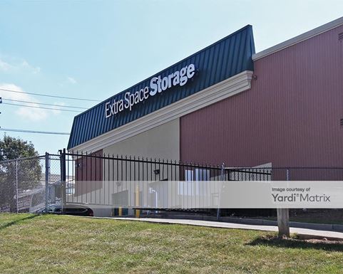 Source URL: https://cdnsc.rentcafe.com/dmslivecafe/3/1065930/1065930-1-3.jpg?width=-1&height=385&quality=80