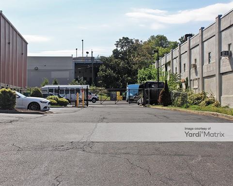 Source URL: https://cdnsc.rentcafe.com/dmslivecafe/3/1065930/1065930-1-5.jpg?width=-1&height=385&quality=80