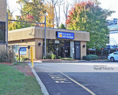 Source URL: https://cdnsc.rentcafe.com/dmslivecafe/3/1065931/1065931-1-2.jpg?width=-1&height=385&quality=80