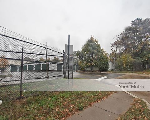 Source URL: https://cdnsc.rentcafe.com/dmslivecafe/3/1065940/1065940-1-3.jpg?width=-1&height=385&quality=80