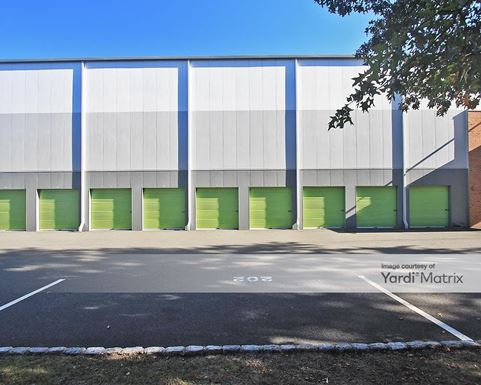 Source URL: https://cdnsc.rentcafe.com/dmslivecafe/3/1065945/1065945-1-4.jpg?width=-1&height=385&quality=80