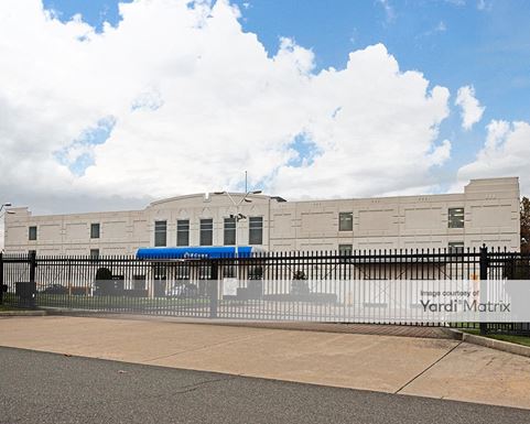 Source URL: https://cdnsc.rentcafe.com/dmslivecafe/3/1065959/1065959-1-2.jpg?width=-1&height=385&quality=80