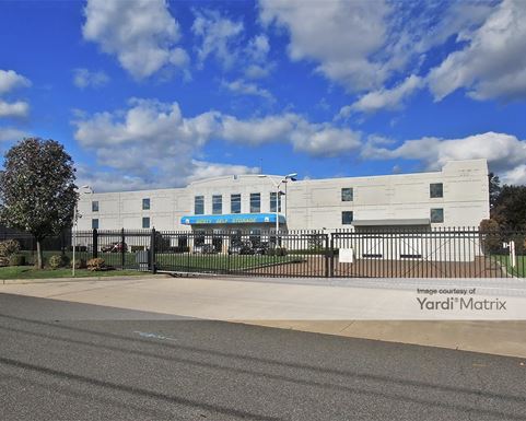 Source URL: https://cdnsc.rentcafe.com/dmslivecafe/3/1065959/1065959-1-4.jpg?width=-1&height=385&quality=80