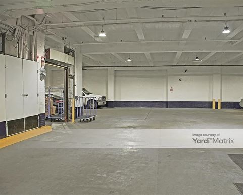 Source URL: https://cdnsc.rentcafe.com/dmslivecafe/3/1066003/1066003-1-4.jpg?width=-1&height=385&quality=80