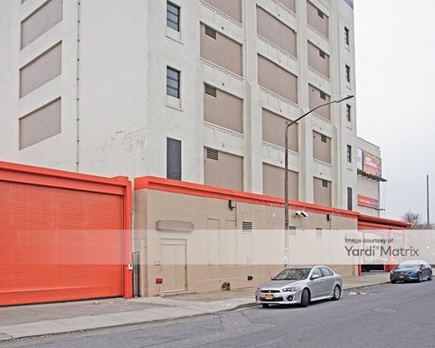 Source URL: https://cdnsc.rentcafe.com/dmslivecafe/3/1066017/1066017-1-2.jpg?width=-1&height=385&quality=80