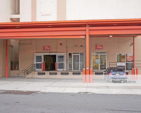 Source URL: https://cdnsc.rentcafe.com/dmslivecafe/3/1066017/1066017-1-4.jpg?width=-1&height=385&quality=80