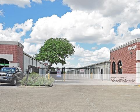 Source URL: https://cdnsc.rentcafe.com/dmslivecafe/3/1066046/1066046-1-2.jpg?width=-1&height=385&quality=80