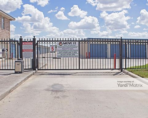 Source URL: https://cdnsc.rentcafe.com/dmslivecafe/3/1066048/1066048-1-4.jpg?width=-1&height=385&quality=80