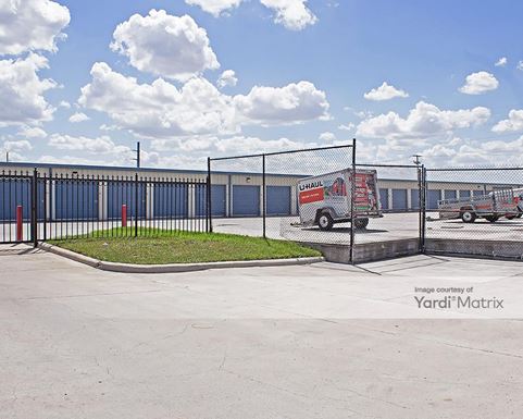 Source URL: https://cdnsc.rentcafe.com/dmslivecafe/3/1066048/1066048-1-5.jpg?width=-1&height=385&quality=80