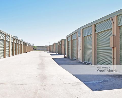 Source URL: https://cdnsc.rentcafe.com/dmslivecafe/3/1066054/1066054-1-4.jpg?width=-1&height=385&quality=80