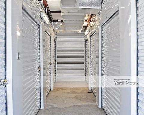 Source URL: https://cdnsc.rentcafe.com/dmslivecafe/3/1066057/1066057-1-4.jpg?width=-1&height=385&quality=80