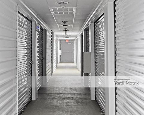 Source URL: https://cdnsc.rentcafe.com/dmslivecafe/3/1066062/1066062-1-5.jpg?width=-1&height=385&quality=80