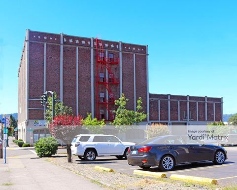 Source URL: https://cdnsc.rentcafe.com/dmslivecafe/3/1066079/1066079-1-4.jpg?width=-1&height=385&quality=80