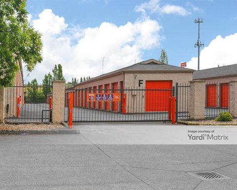 Source URL: https://cdnsc.rentcafe.com/dmslivecafe/3/1066096/1066096-1-3.jpg?width=-1&height=385&quality=80