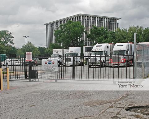 Source URL: https://cdnsc.rentcafe.com/dmslivecafe/3/1066111/1066111-1-4.jpg?width=-1&height=385&quality=80