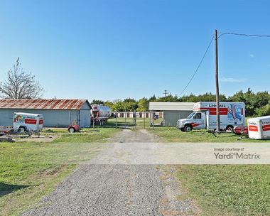 Storage Units for Rent available at 2401 West Ennis Avenue, Ennis, TX 75119