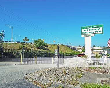 Storage Units for Rent available at 1800 Hypoluxo Road, Lake Worth, FL 33462