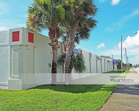 Source URL: https://cdnsc.rentcafe.com/dmslivecafe/3/1066168/1066168-1-5.jpg?width=-1&height=385&quality=80