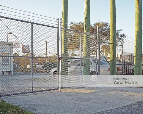 Source URL: https://cdnsc.rentcafe.com/dmslivecafe/3/1066178/1066178-1-3.jpg?width=-1&height=385&quality=80