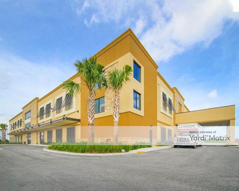 Source URL: https://cdnsc.rentcafe.com/dmslivecafe/3/1066179/1066179-1-5.jpg?width=-1&height=385&quality=80