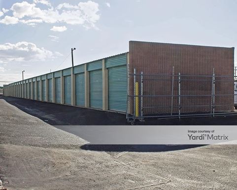 Source URL: https://cdnsc.rentcafe.com/dmslivecafe/3/1066227/1066227-1-4.jpg?width=-1&height=385&quality=80