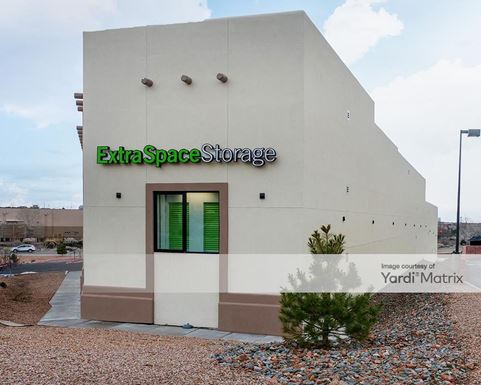 Source URL: https://cdnsc.rentcafe.com/dmslivecafe/3/1066230/1066230-1-5.jpg?width=-1&height=385&quality=80