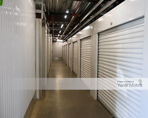 Source URL: https://cdnsc.rentcafe.com/dmslivecafe/3/1066231/1066231-1-3.jpg?width=-1&height=385&quality=80