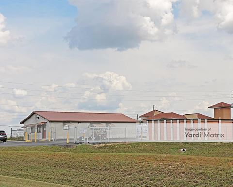 Source URL: https://cdnsc.rentcafe.com/dmslivecafe/3/1066238/1066238-1-3.jpg?width=-1&height=385&quality=80