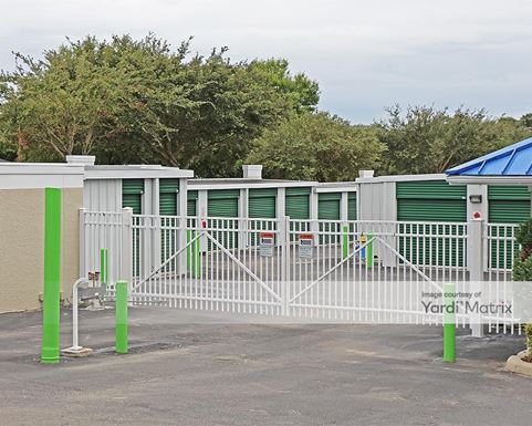 Source URL: https://cdnsc.rentcafe.com/dmslivecafe/3/1066260/1066260-1-3.jpg?width=-1&height=385&quality=80