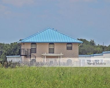 Storage Units for Rent available at 700 Highway 17, Eagle Lake, FL 33839