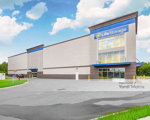 Source URL: https://cdnsc.rentcafe.com/dmslivecafe/3/1066313/1066313-1-3.jpg?width=-1&height=385&quality=80