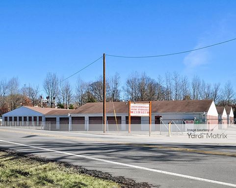 Source URL: https://cdnsc.rentcafe.com/dmslivecafe/3/1066322/1066322-1-4.jpg?width=-1&height=385&quality=80