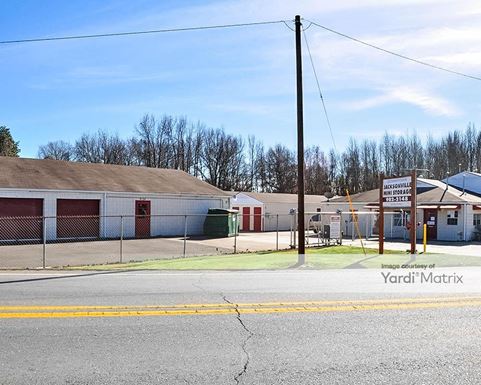 Source URL: https://cdnsc.rentcafe.com/dmslivecafe/3/1066322/1066322-1-6.jpg?width=-1&height=385&quality=80