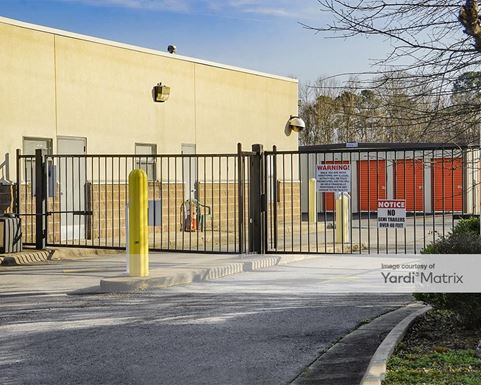 Source URL: https://cdnsc.rentcafe.com/dmslivecafe/3/1066323/1066323-1-3.jpg?width=-1&height=385&quality=80