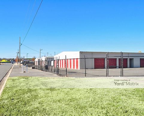 Source URL: https://cdnsc.rentcafe.com/dmslivecafe/3/1066332/1066332-1-3.jpg?width=-1&height=385&quality=80