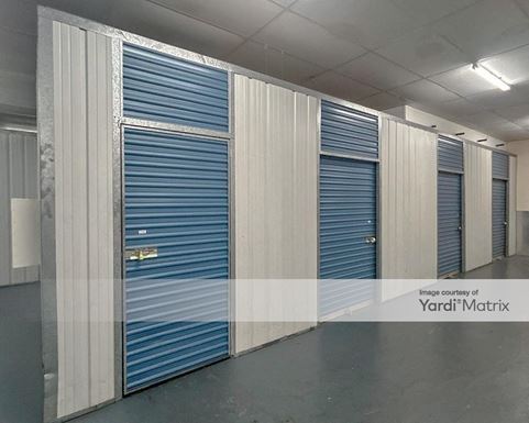 Source URL: https://cdnsc.rentcafe.com/dmslivecafe/3/1066348/1066348-1-5.jpg?width=-1&height=385&quality=80