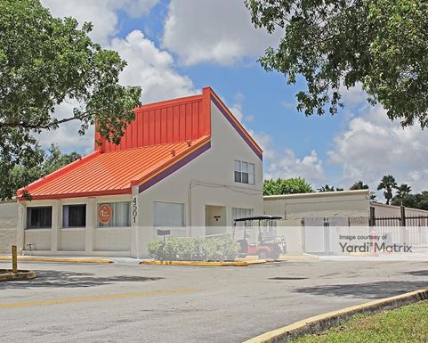 Source URL: https://cdnsc.rentcafe.com/dmslivecafe/3/1066360/1066360-1-3.jpg?width=-1&height=385&quality=80