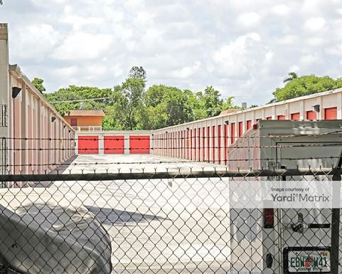 Source URL: https://cdnsc.rentcafe.com/dmslivecafe/3/1066360/1066360-1-5.jpg?width=-1&height=385&quality=80