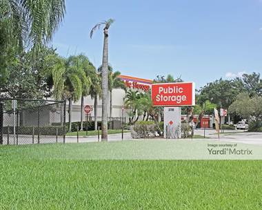 Storage Units for Rent available at 3700 South University Drive, Davie, FL 33328