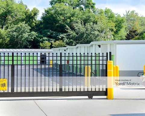 Source URL: https://cdnsc.rentcafe.com/dmslivecafe/3/1066378/1066378-1-2.jpg?width=-1&height=385&quality=80