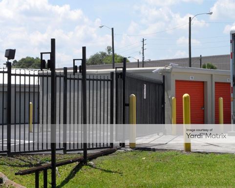 Source URL: https://cdnsc.rentcafe.com/dmslivecafe/3/1066395/1066395-1-4.jpg?width=-1&height=385&quality=80