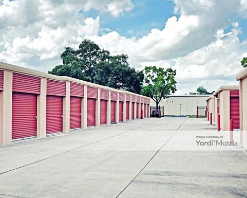 Source URL: https://cdnsc.rentcafe.com/dmslivecafe/3/1066398/1066398-1-4.jpg?width=-1&height=385&quality=80