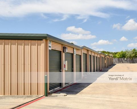 Source URL: https://cdnsc.rentcafe.com/dmslivecafe/3/1066402/1066402-1-3.jpg?width=-1&height=385&quality=80