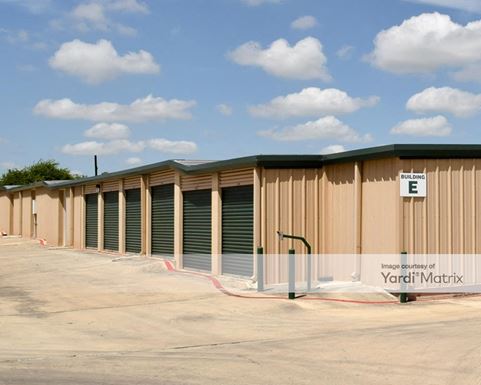 Source URL: https://cdnsc.rentcafe.com/dmslivecafe/3/1066402/1066402-1-5.jpg?width=-1&height=385&quality=80