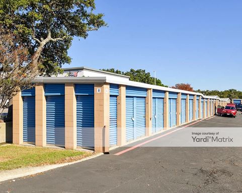 Source URL: https://cdnsc.rentcafe.com/dmslivecafe/3/1066403/1066403-1-2.jpg?width=-1&height=385&quality=80