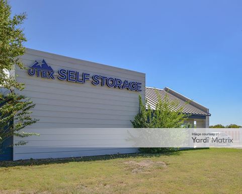 Source URL: https://cdnsc.rentcafe.com/dmslivecafe/3/1066407/1066407-1-4.jpg?width=-1&height=385&quality=80